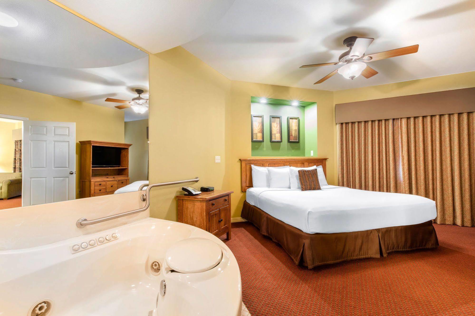 Bluegreen Vacations The Falls Village, An Ascend Resort Branson Exterior foto
